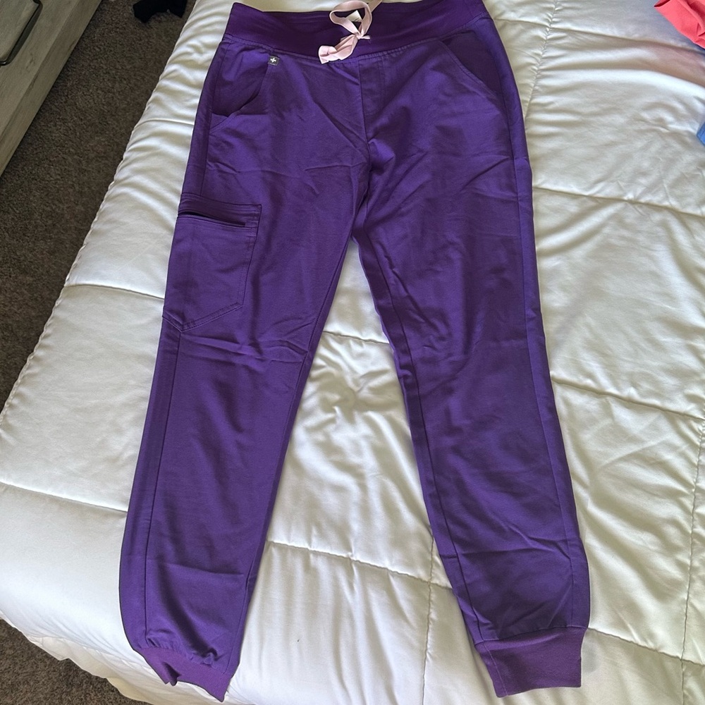 Figs jogger scrub pants